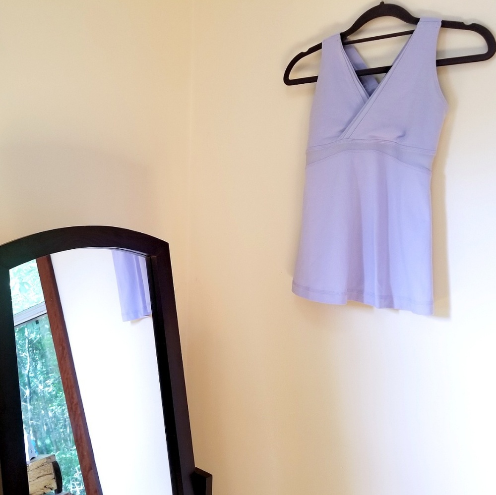 Lululemon Deep V Athletic Tank Workout Yoga Top